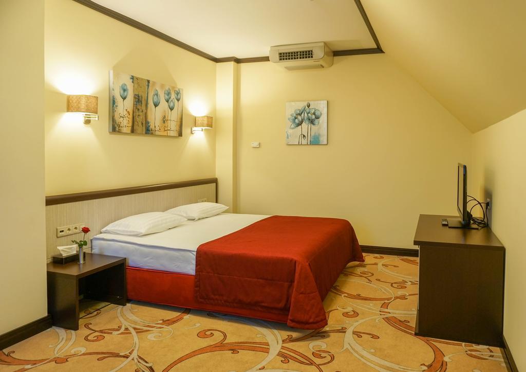 Park-Hotel Golosievo Kiev Exterior foto